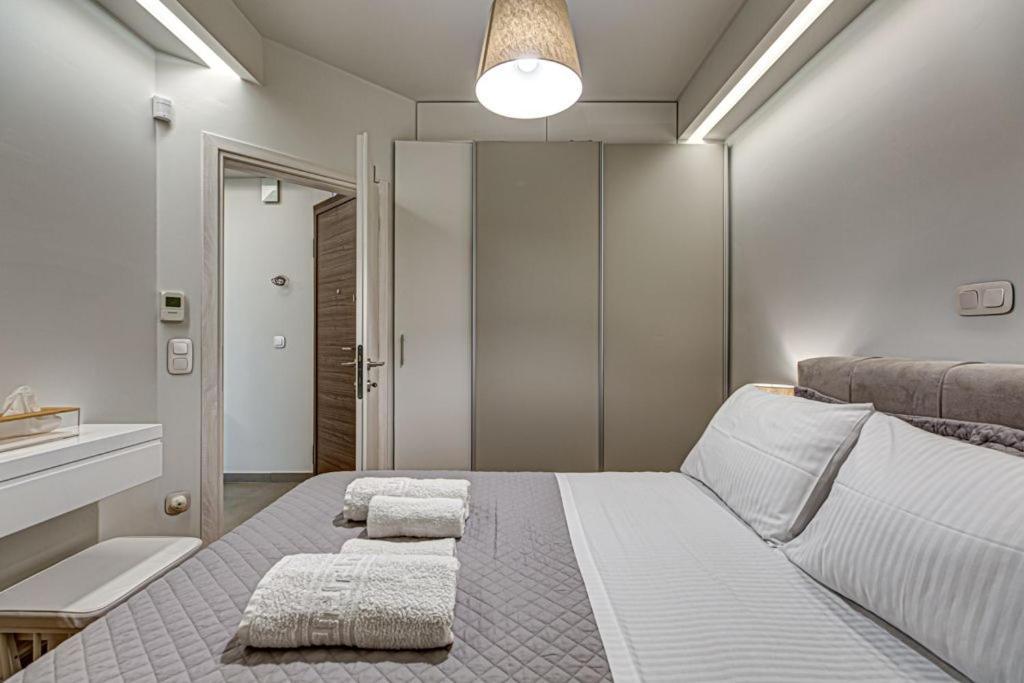 Deluxe & Modern Apartment In Athén Kültér fotó