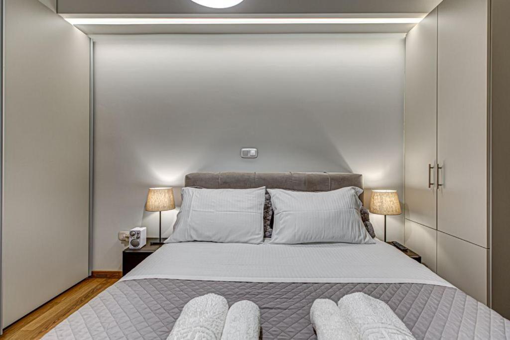 Deluxe & Modern Apartment In Athén Kültér fotó